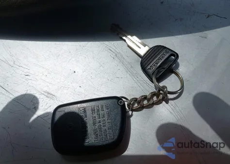 2000 Honda Civic Lx из США, поврежденный, VIN 1HGEJ6679YL023864